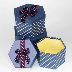 Подгонянная коробка подарка Hexagon с лентой для помолвки