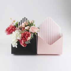 Картонная упаковочная коробка для цветов