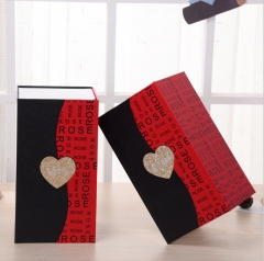 Подарочная коробка с подарочной коробкой с сердцем для печати логотипа