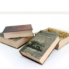 Коробка формы книги